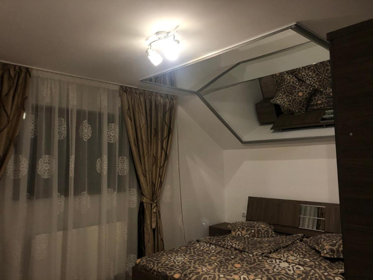 New House Hotel Curtea De Arges Exterior photo